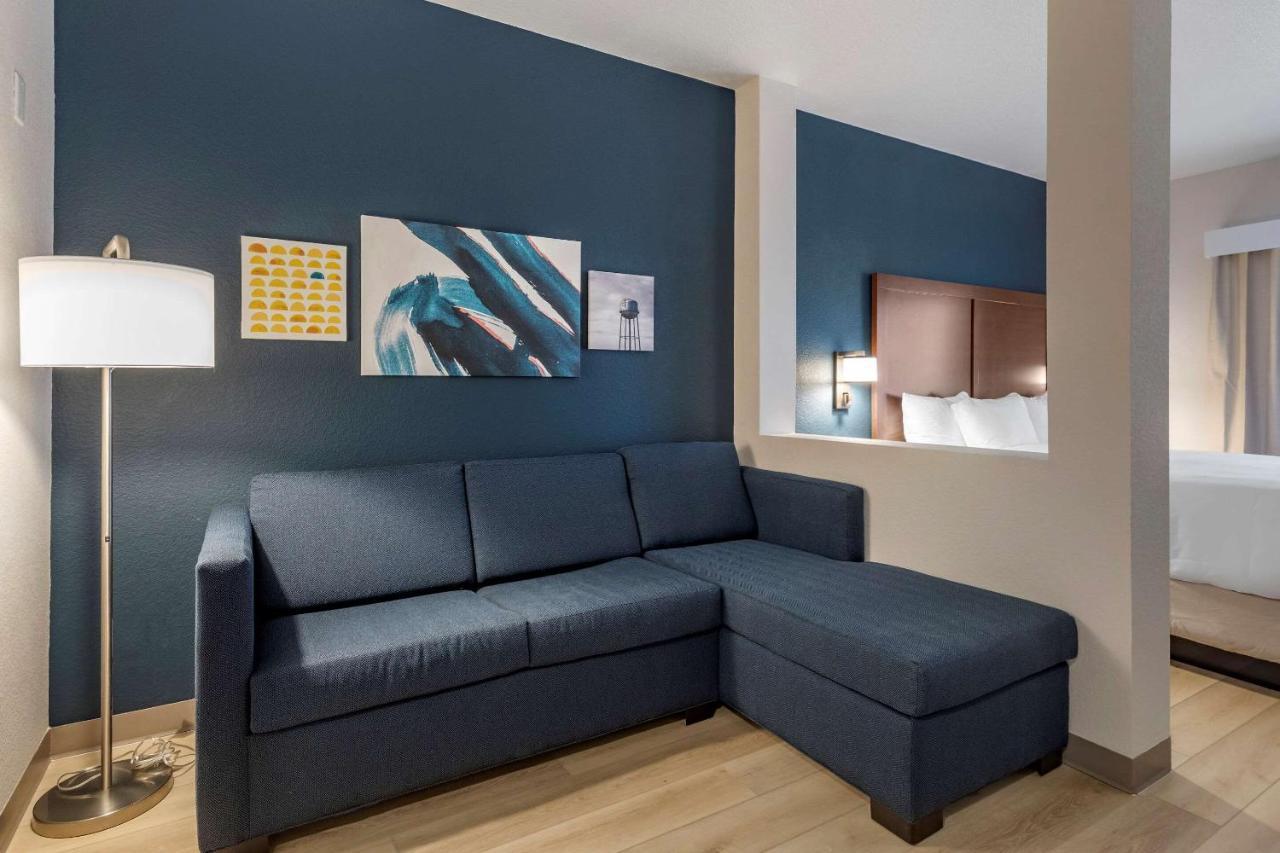 Comfort Inn & Suites Bennett Strasburg Dış mekan fotoğraf
